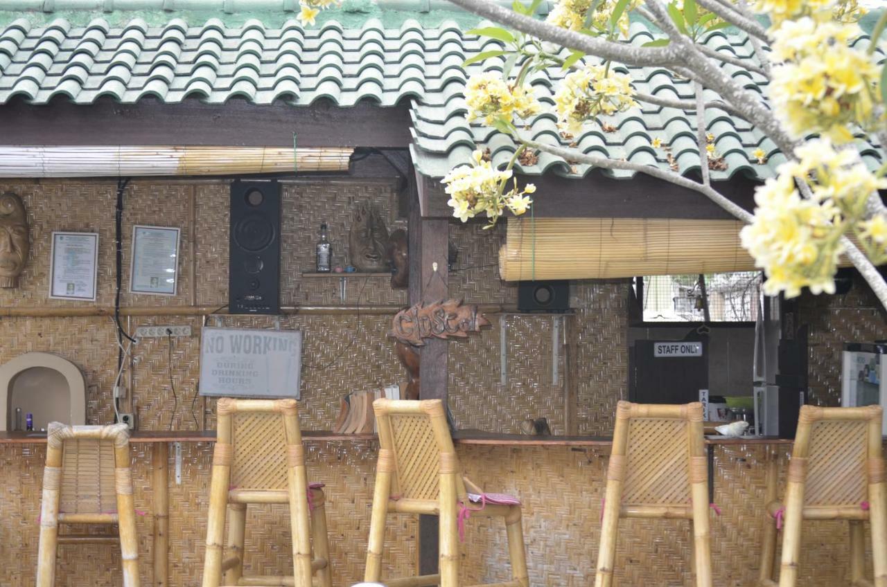 Villa Yukie Senggigi Montongbuwoh Exterior photo